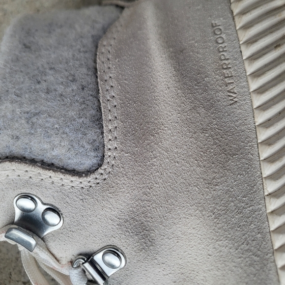 Sorel Out N About III Conquest Waterproof Suede Boot Shoes NL4435-191 Womens 8 - Picture 9 of 13